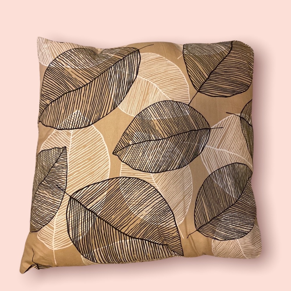 Small Leaf Print Pillow
